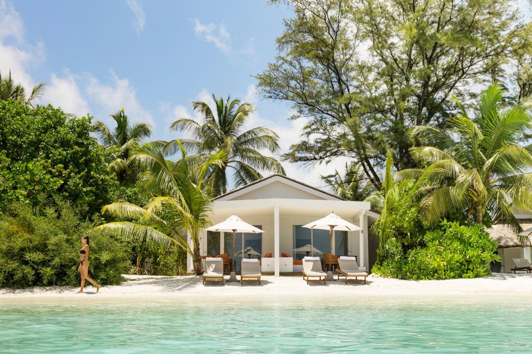Lux* South Ari Atoll Resort & Villas Dhidhoofinolhu Exterior photo