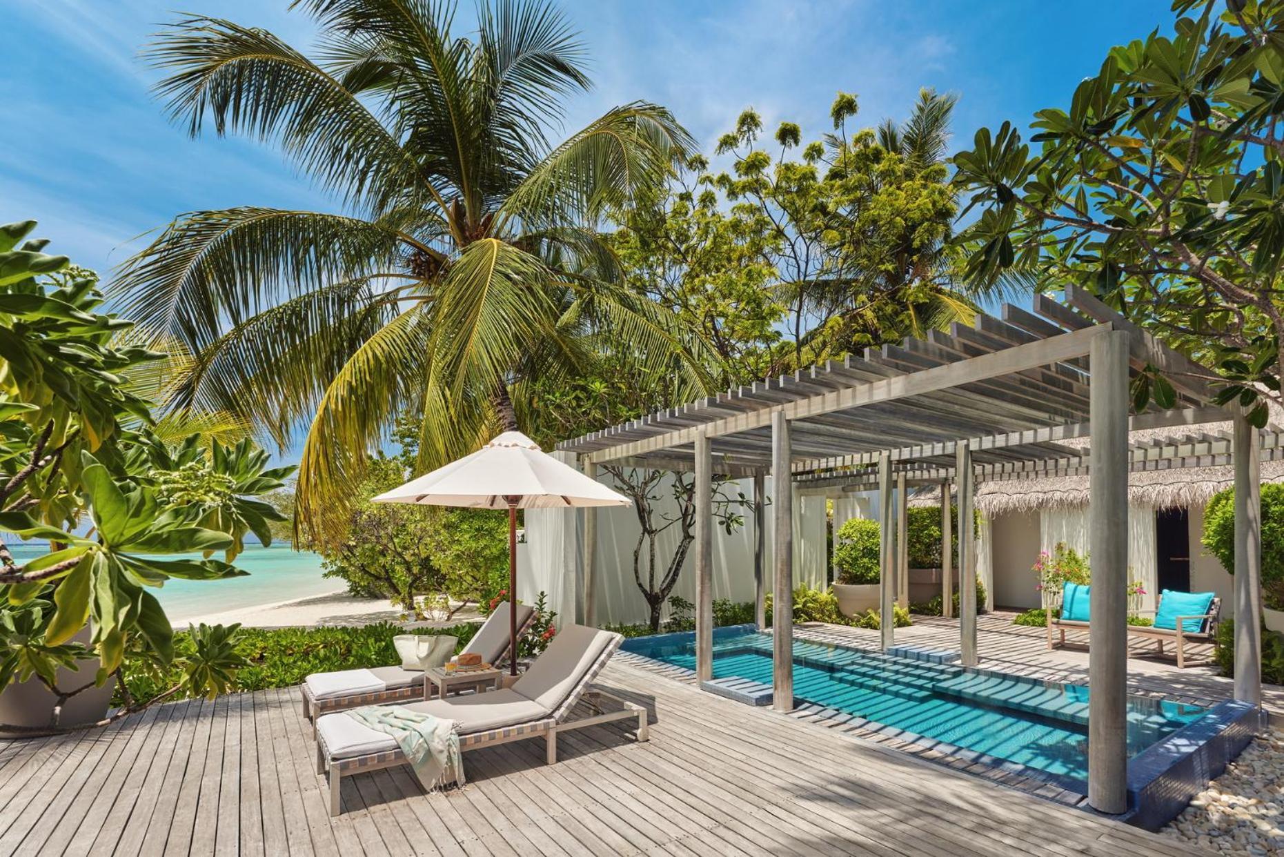 Lux* South Ari Atoll Resort & Villas Dhidhoofinolhu Exterior photo